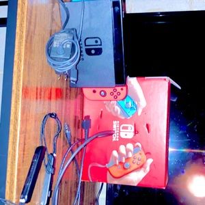 Selling Nintendo switch with everything with it except for a broken R controller